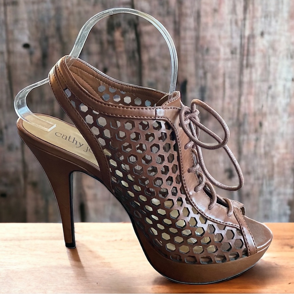 Cathy Jean brown leather appeal woven tie lace upper open toe heel 8.5